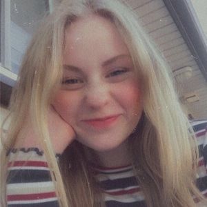 Meet your Posher, Natalie